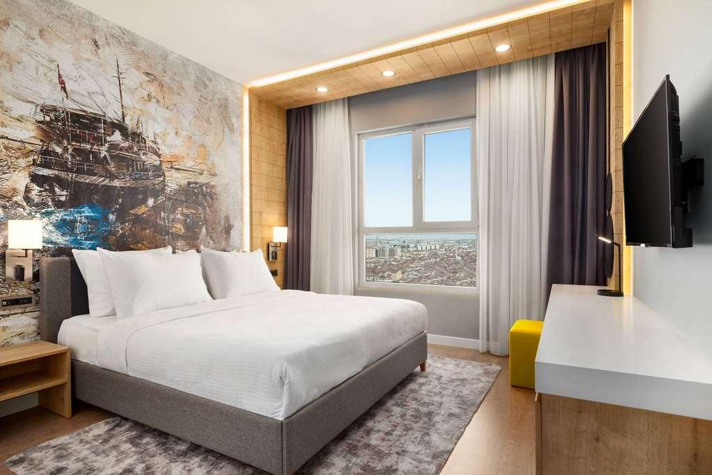 Days Inn & Suites By Wyndham Esenyurt Κωνσταντινούπολη Δωμάτιο φωτογραφία
