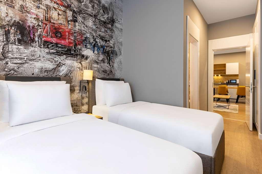 Days Inn & Suites By Wyndham Esenyurt Κωνσταντινούπολη Δωμάτιο φωτογραφία