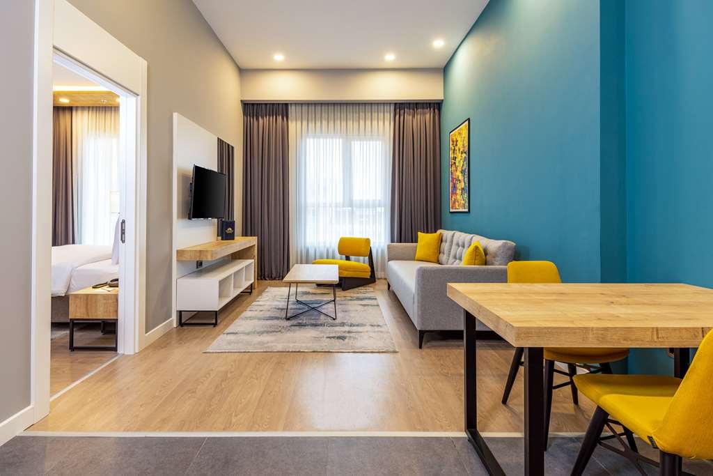 Days Inn & Suites By Wyndham Esenyurt Κωνσταντινούπολη Δωμάτιο φωτογραφία