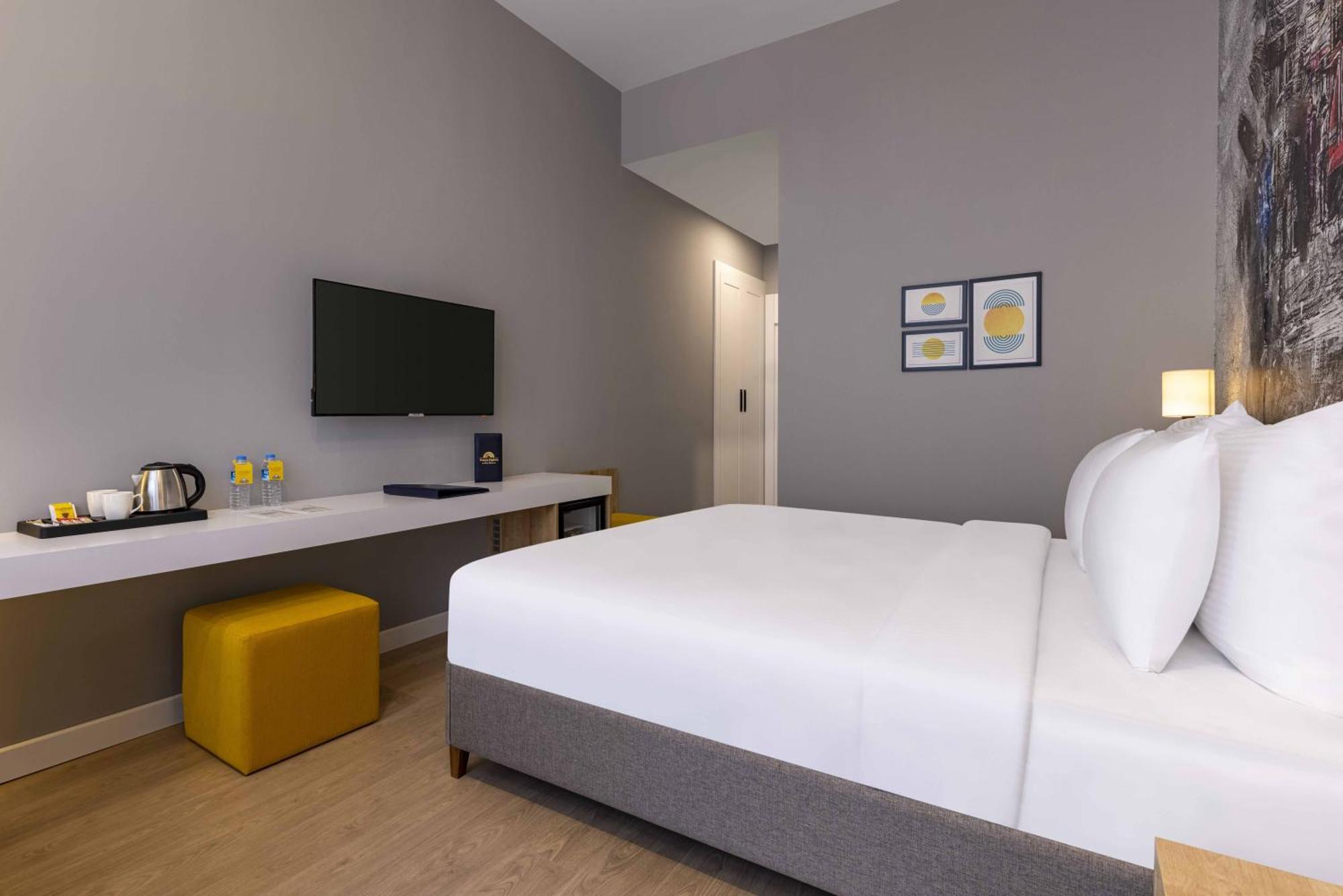 Days Inn & Suites By Wyndham Esenyurt Κωνσταντινούπολη Εξωτερικό φωτογραφία