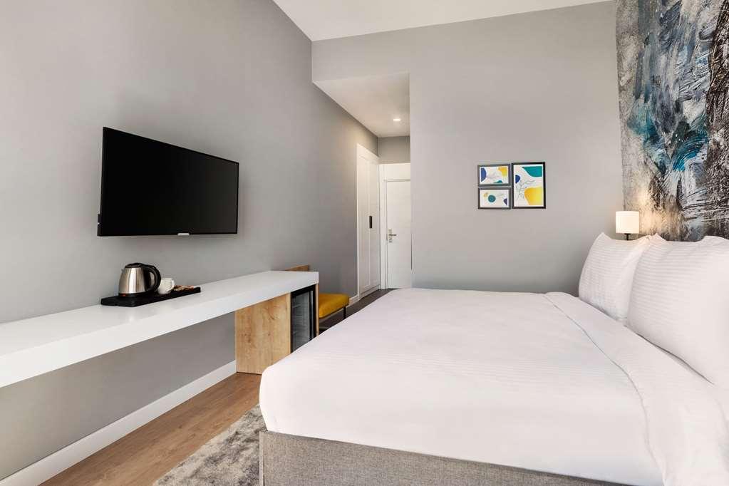 Days Inn & Suites By Wyndham Esenyurt Κωνσταντινούπολη Δωμάτιο φωτογραφία